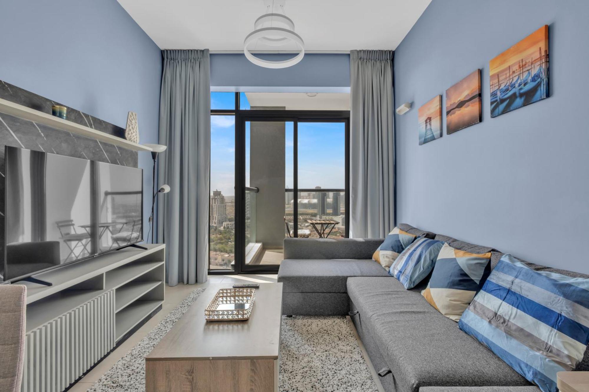 Apartment Stylish 2br For 6 With King Beds, Pool, Gym In Jvc *