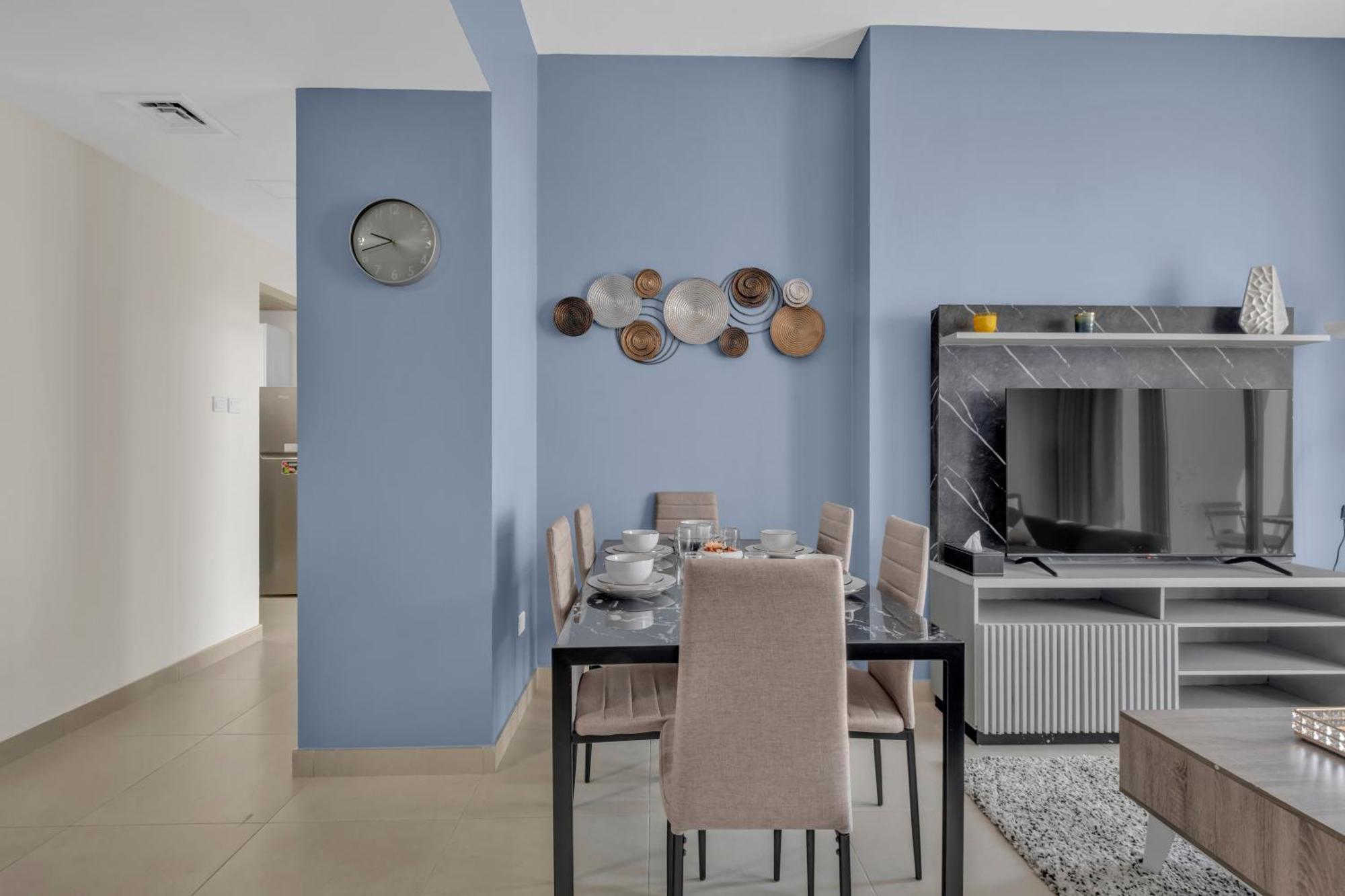 Apartment Stylish 2br For 6 With King Beds, Pool, Gym In Jvc *