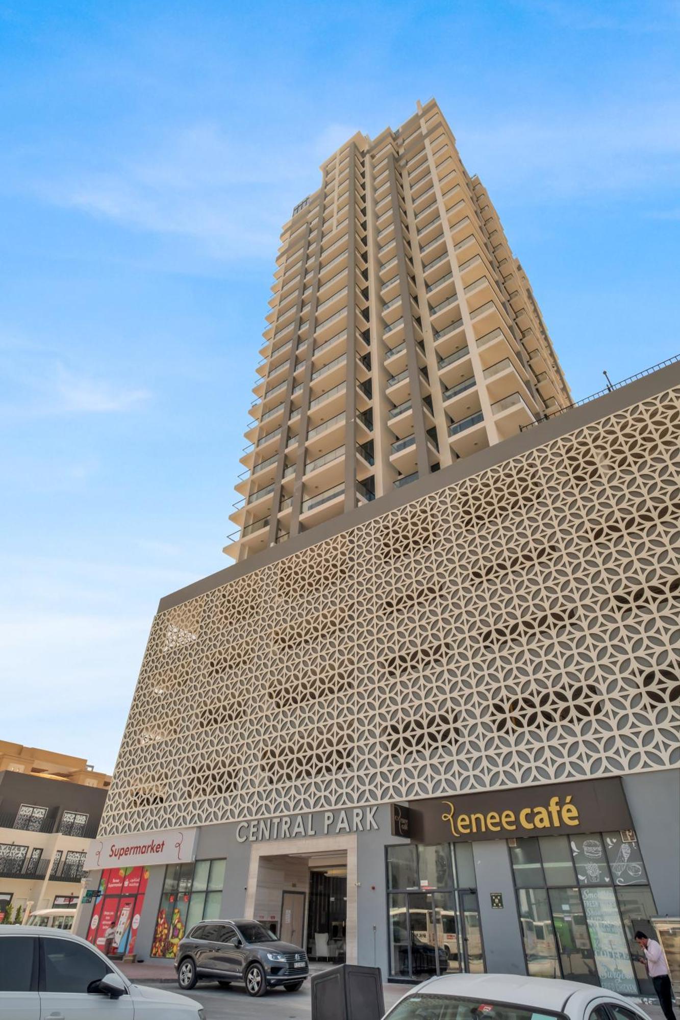 Stylish 2br For 6 With King Beds, Pool, Gym In Jvc Dubai